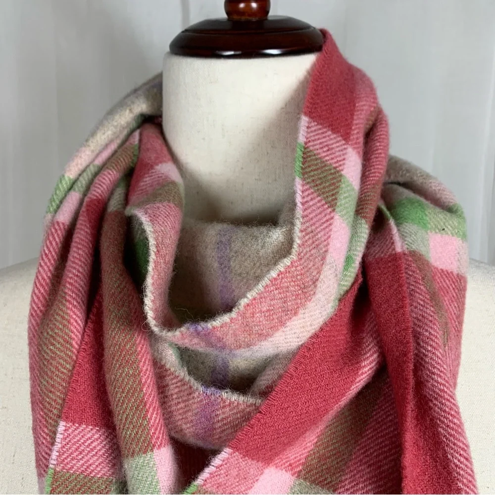 The‎ National Trust for Scotland 100% Lambswool Plaid Scarf Pink Green Lilac
